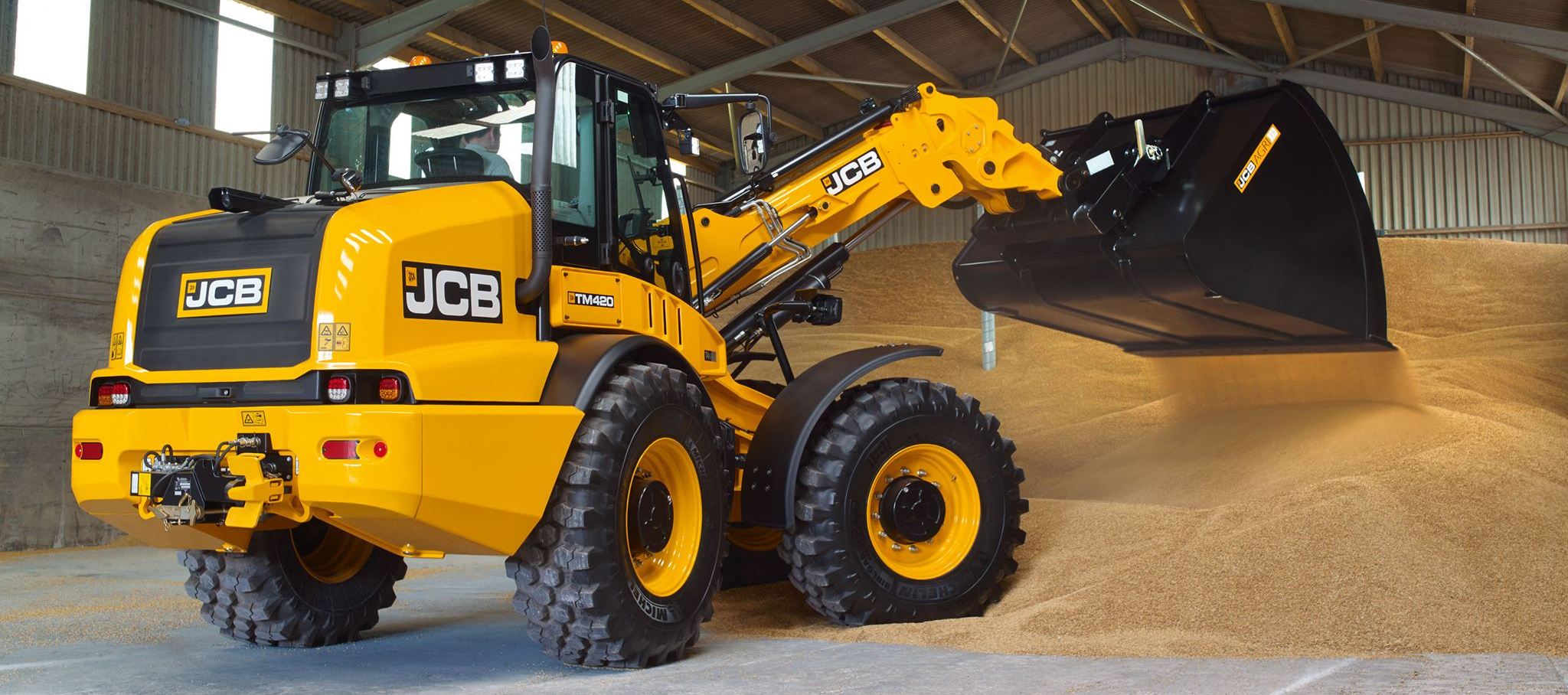 JCB Telescopic Wheeled Loader TM420 from Haynes Agritec JCB Main Dealer ...