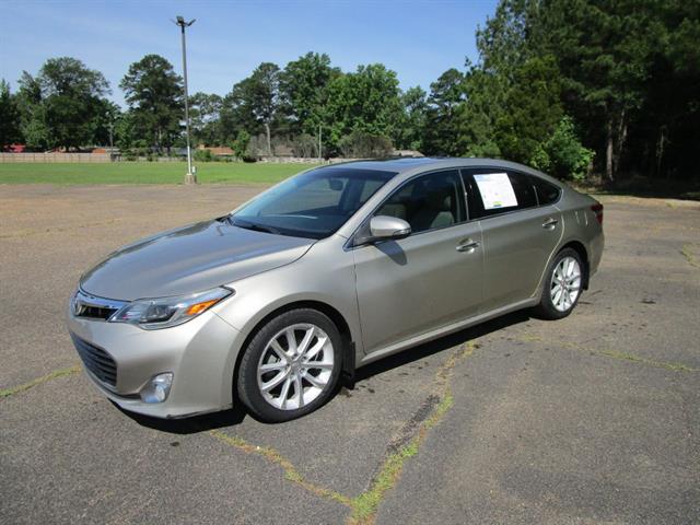 2013 Toyota Avalon 4dr Sdn Limited