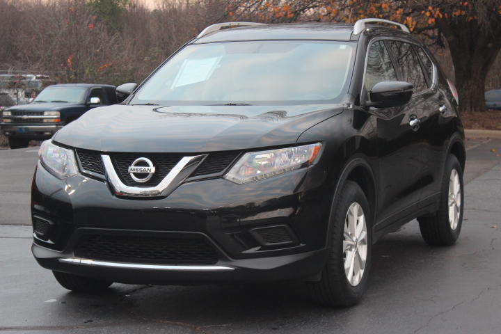 2016 Nissan Rogue FWD 4dr S