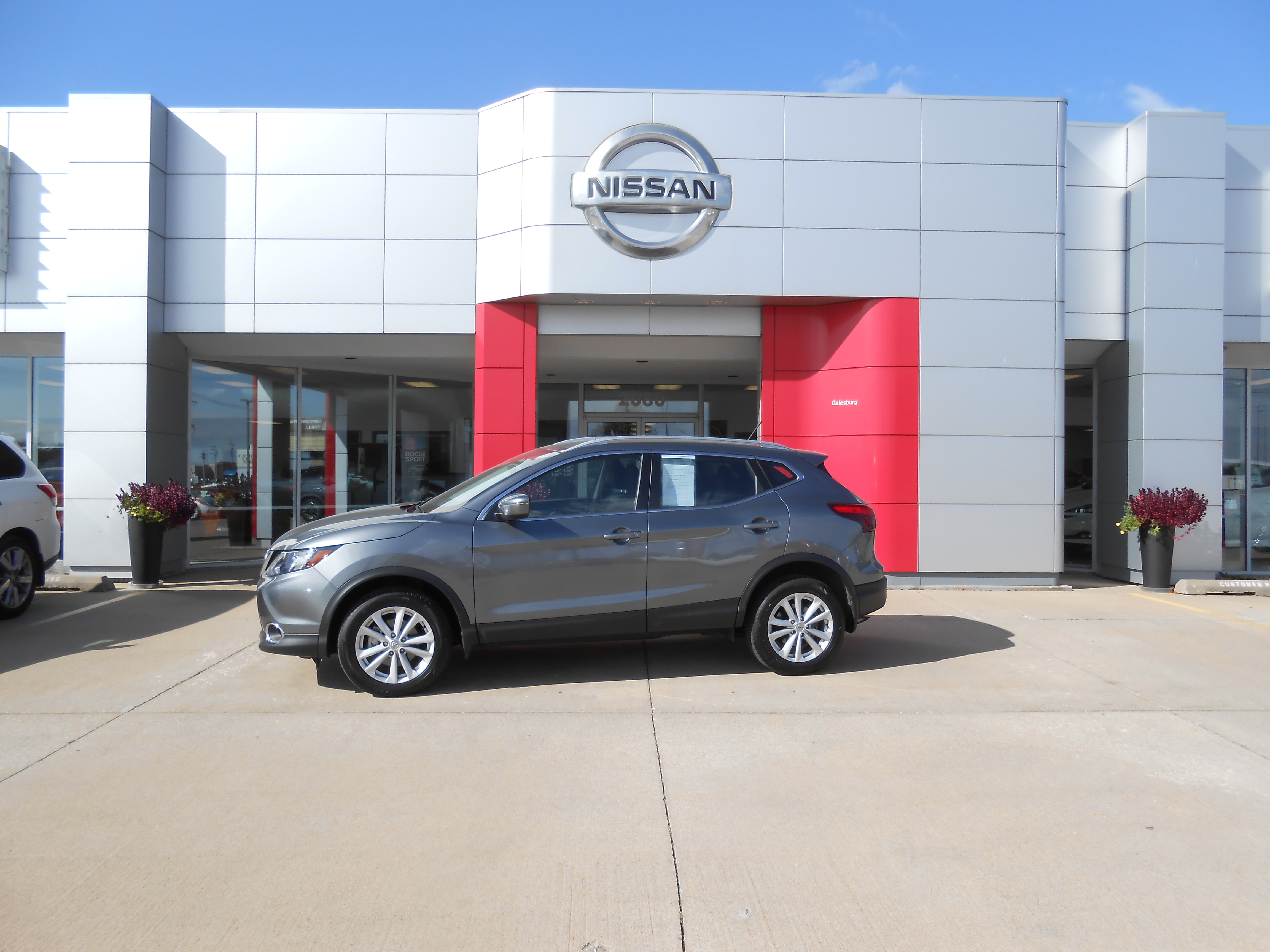 Used 2017 Nissan Rogue Sport FWD SV Galesburg IL Nissan Dealer B20045