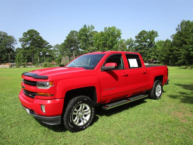 2018 Chevrolet Silverado 1500 4WD Crew Cab 143.5" LT w/1LT