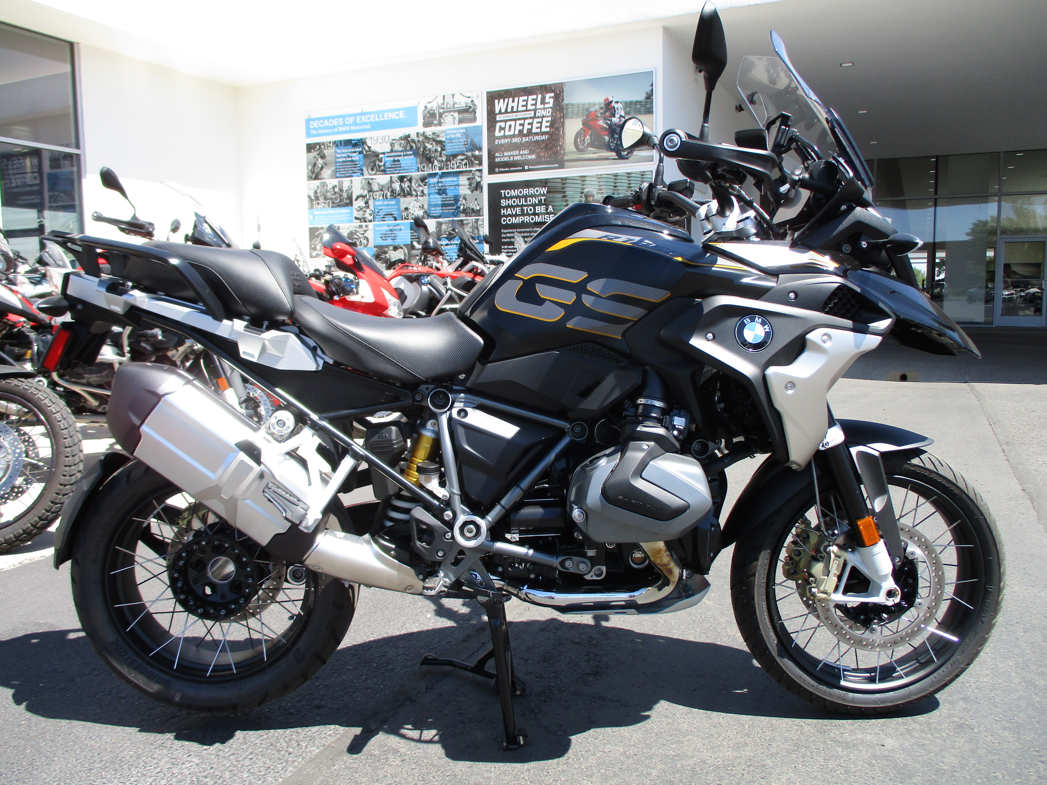 Pre-Owned Motorcycle Inventory - R1250GS - Sandia BMW Motorcycles