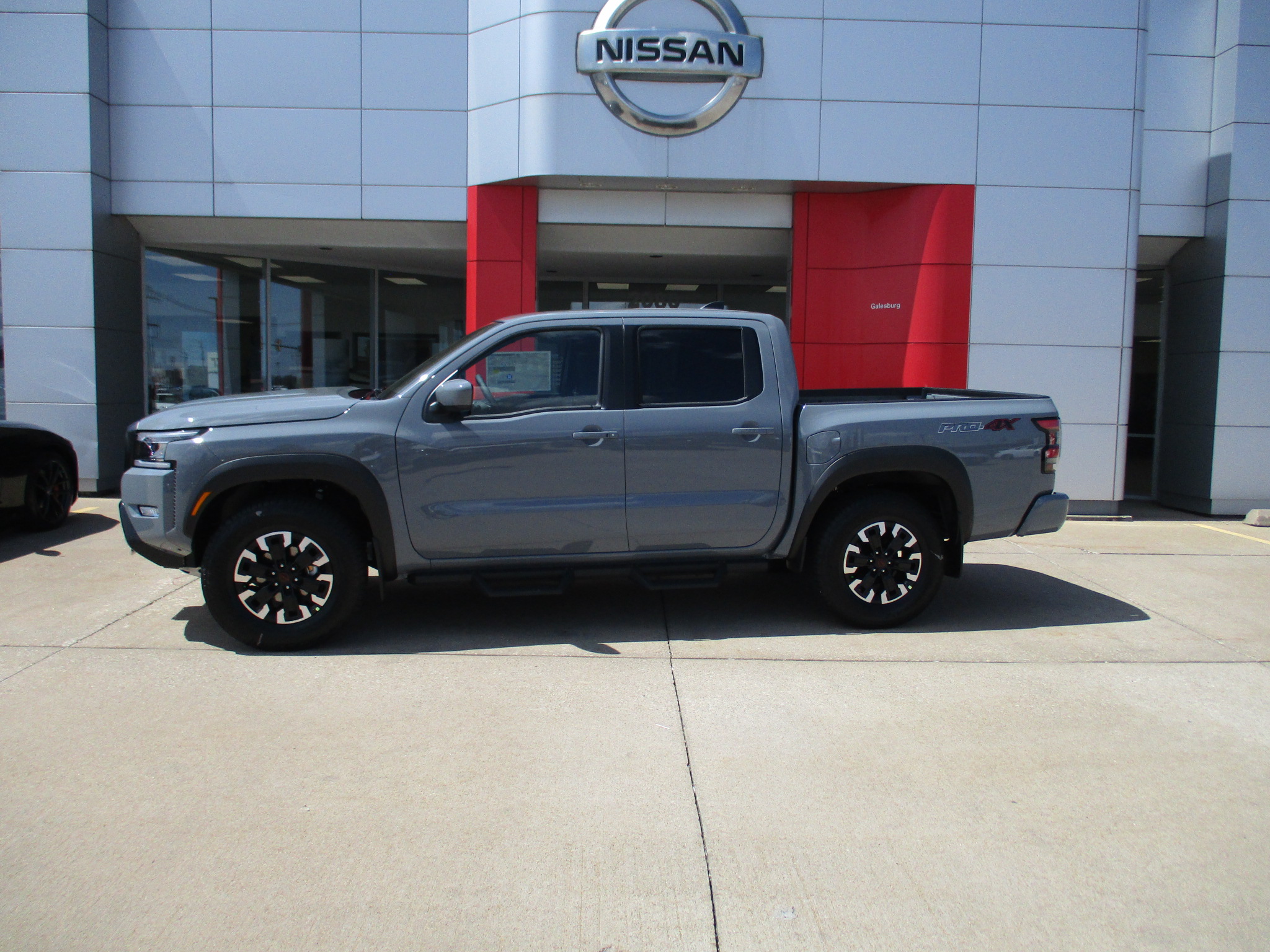 2023 Nissan Frontier Crew Cab 4x4 PRO-4X Auto