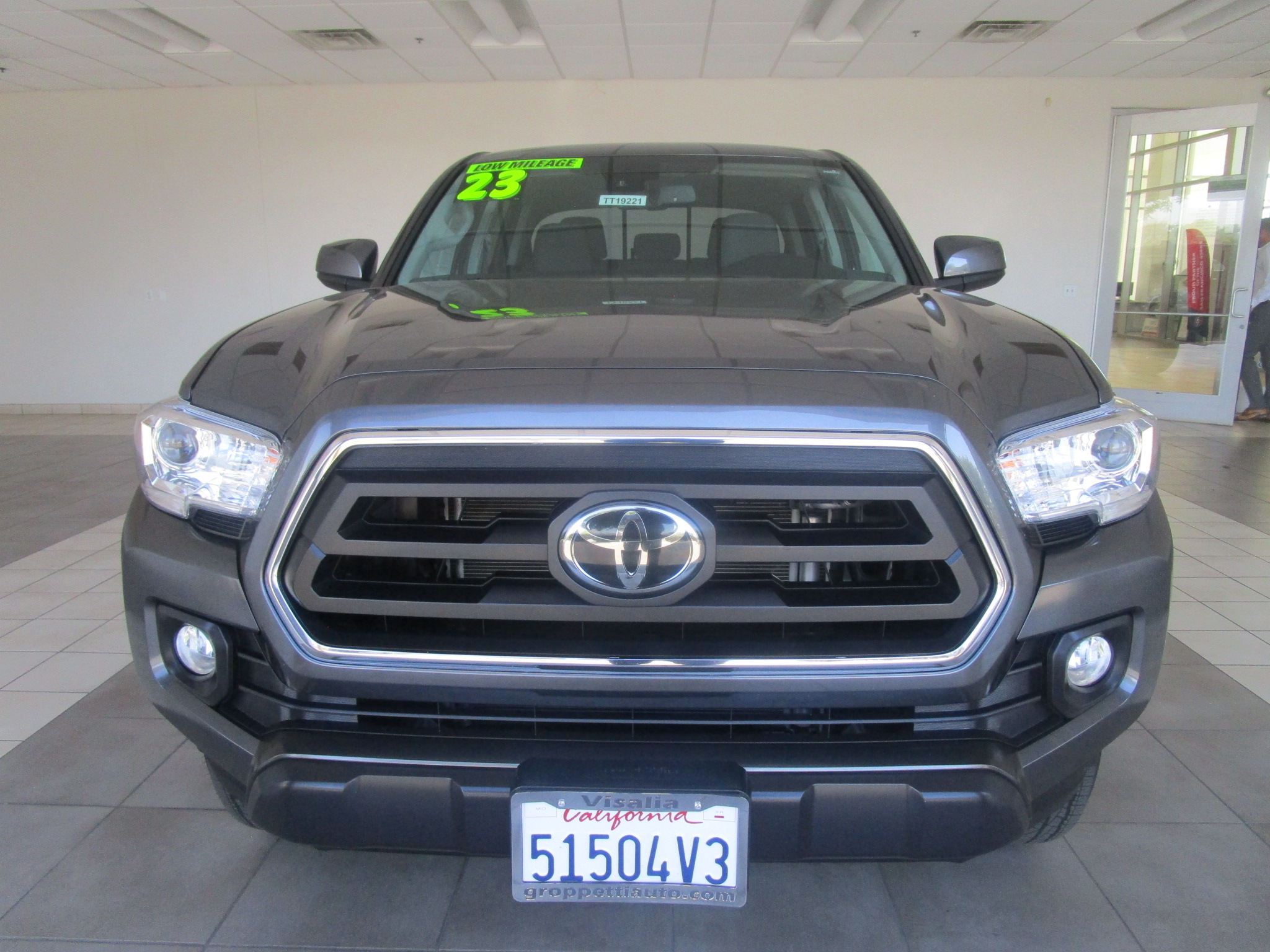 2023 Toyota Tacoma 2WD SR5 Double Cab 5' Bed V6 AT