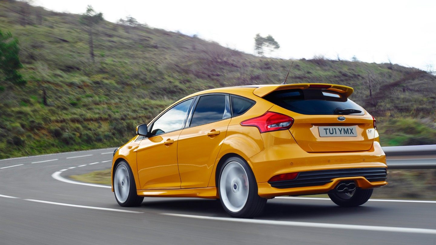 ford-focus_st-eu-FordFocusST_33-16x9-2160x1215-ol-focus-