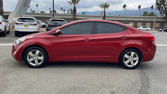 2013 Hyundai Elantra GLS 4dr Sedan 6A 12