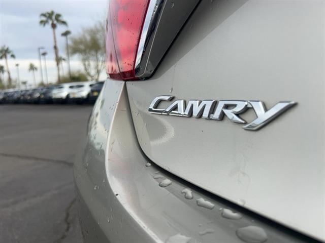 2016 Toyota Camry LE 12