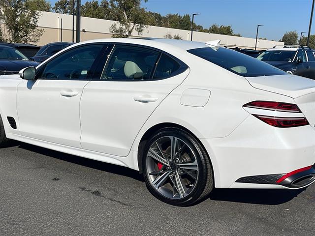 2024 Genesis G70 2.5T Prestige 11