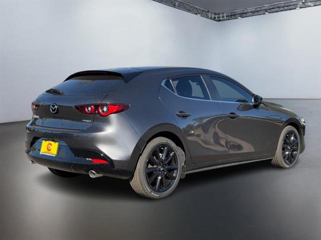 2025 Mazda CX-30 2.5 S Select Sport 4