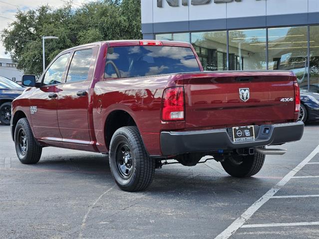 2023 Ram 1500 Classic Tradesman 3