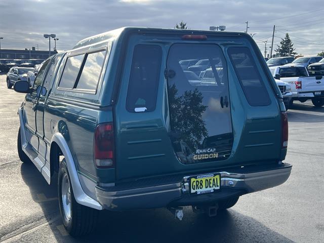 View vehicle photo 7