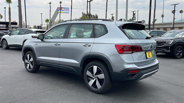 2024 Volkswagen Taos S 4Motion 7