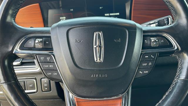 2019 Lincoln Navigator L Select 24