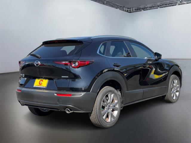 2025 Mazda CX-30 2.5 S Preferred Package 4