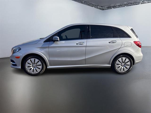 2017 Mercedes-Benz B-Class B 250e 10