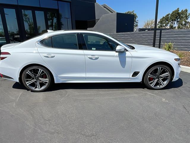 2025 Genesis G70 2.5T AWD 5