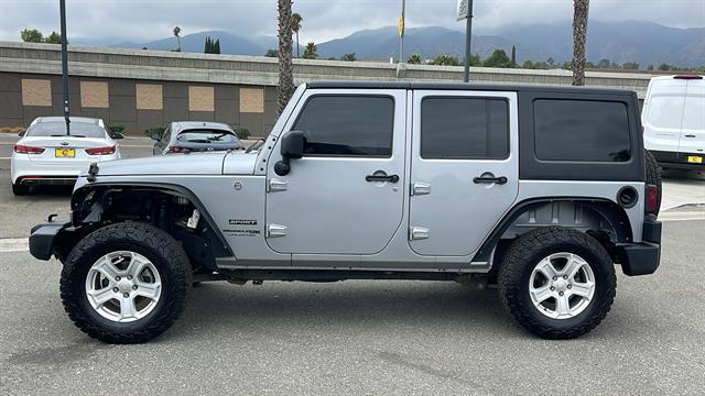 2018 Jeep Wrangler JK Unlimited Sport S 12