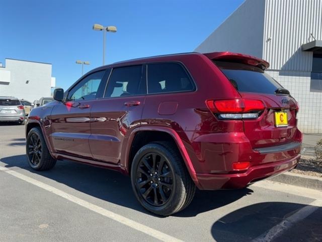 2020 Jeep Grand Cherokee 4x2 Laredo 4dr SUV 4