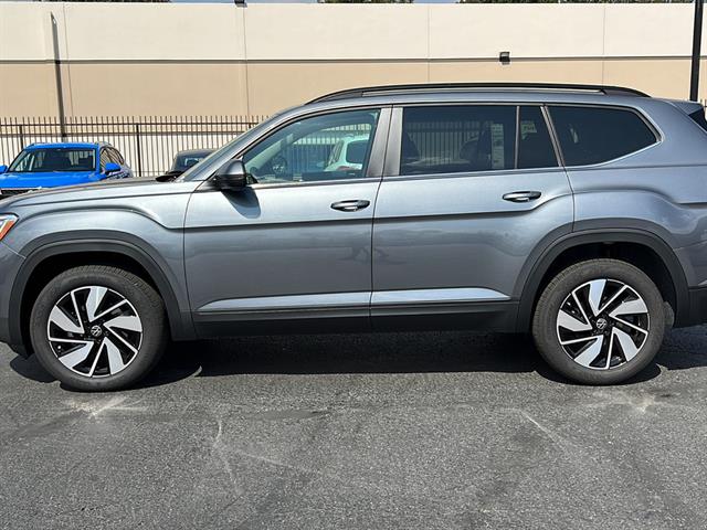 2024 Volkswagen Atlas SE 12