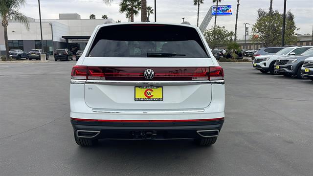 2025 Volkswagen Atlas SE 9