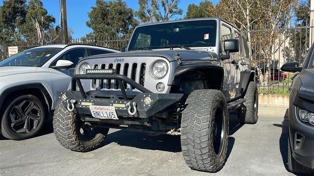 2017 Jeep Wrangler Unlimited Sahara 5