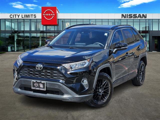 2019 Toyota RAV4 XLE 1