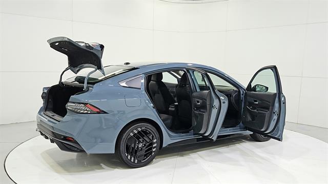 car-gallery-32