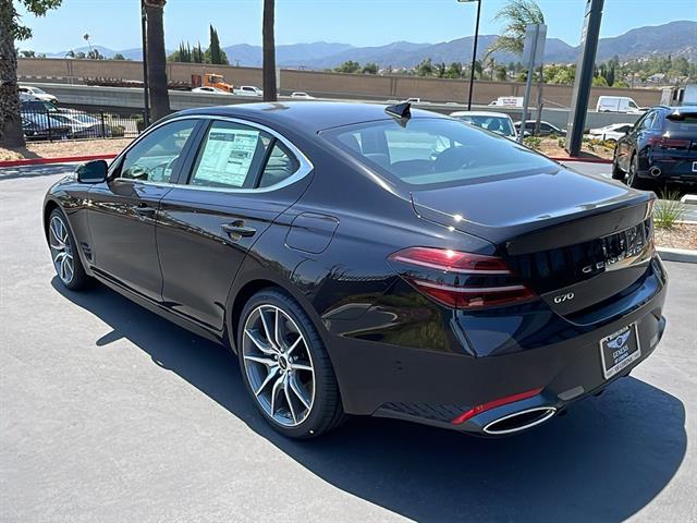 2025 Genesis G70 2.5T Standard 8