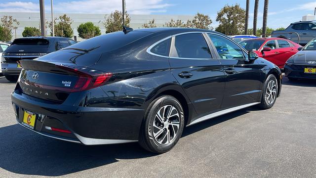 2022 Hyundai Sonata Hybrid Blue 7