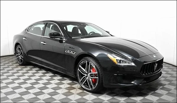 2024 Maserati Quattroporte Modena AWD Sedan