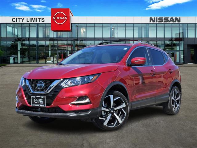 2022 Nissan Rogue Sport SL 1