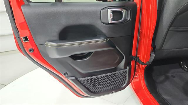 car-gallery-28