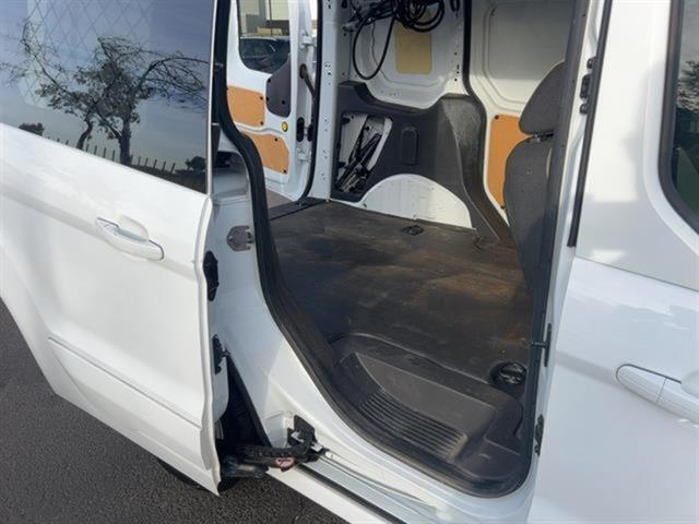 2018 Ford Transit Connect Van XLT 18