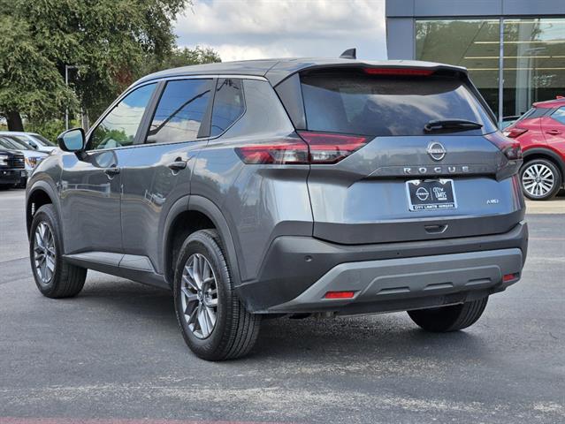 2023 Nissan Rogue S 3