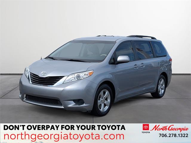 2013 Toyota Sienna LE