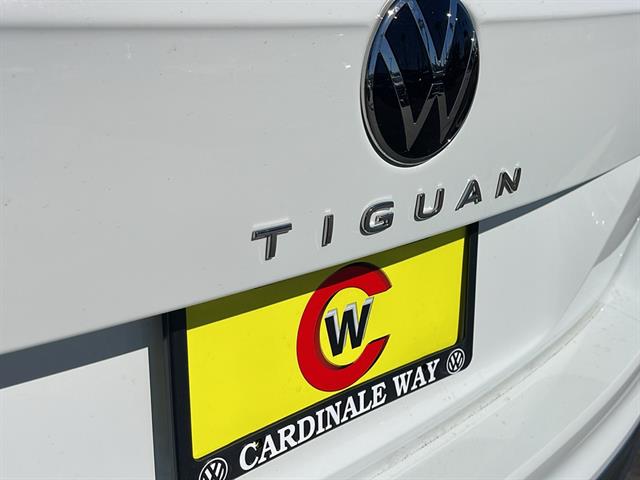 2024 Volkswagen Tiguan S 27