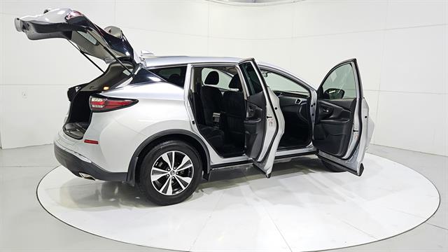 car-gallery-32