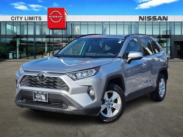 2019 Toyota RAV4 XLE 1