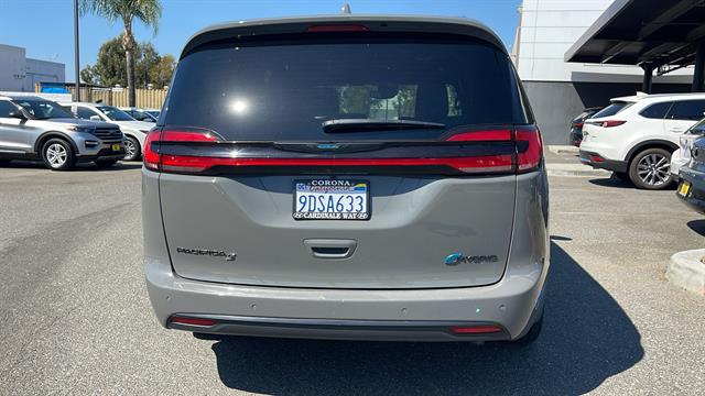 2021 Chrysler Pacifica Limited 8