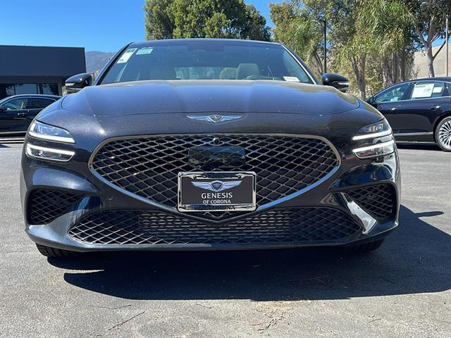 2025 Genesis G70 3.3T RWD Sport Advanced 4