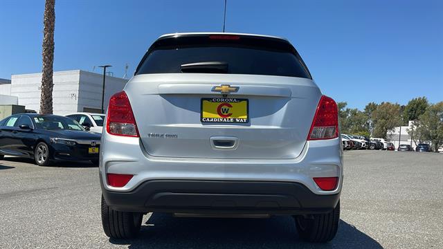 2020 Chevrolet Trax LS 9