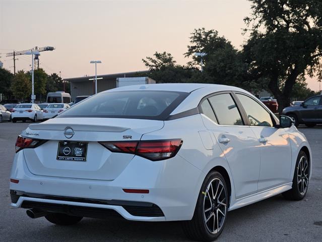 2024 Nissan Sentra SR 4