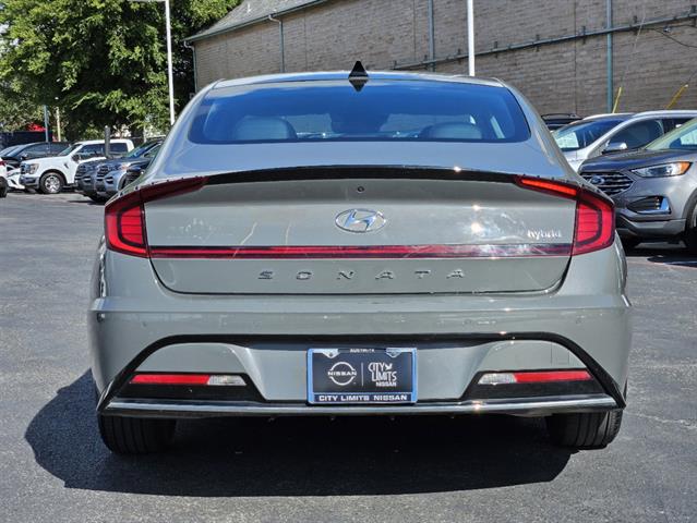 2021 Hyundai Sonata Hybrid Limited 4