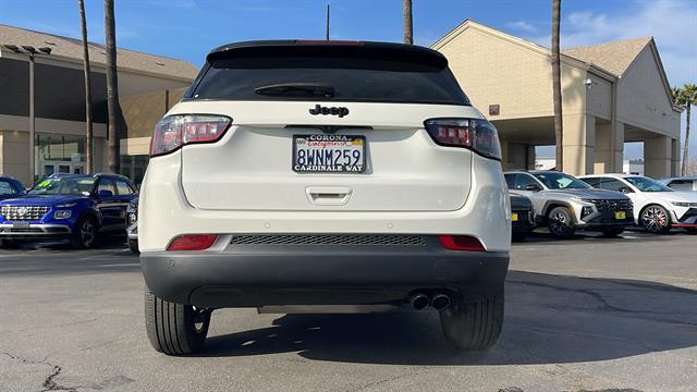 2021 Jeep Compass Altitude 10