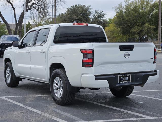 2024 Nissan Frontier SV 3