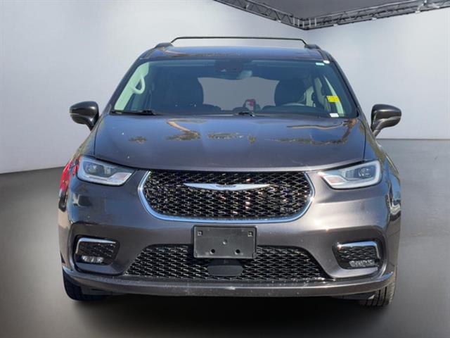 2022 Chrysler Pacifica Touring L 7