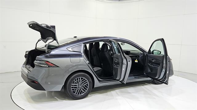 car-gallery-32