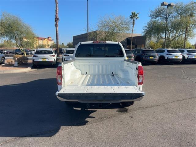 2014 Nissan Frontier SL 18