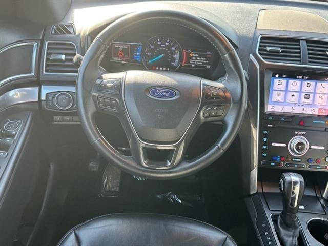 2019 Ford Explorer Limited 16