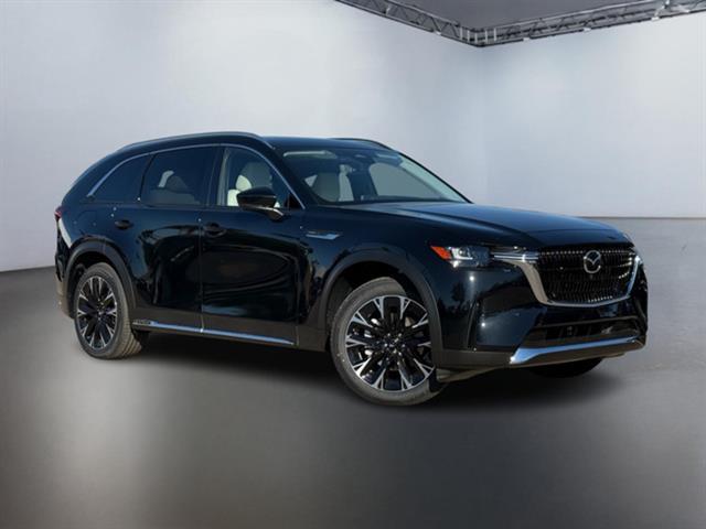 2025 Mazda CX-90 PHEV Premium Plus Package 2